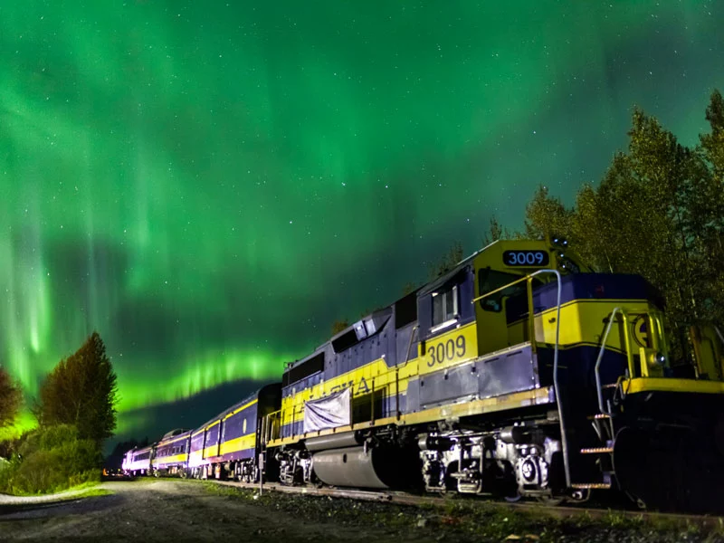 Alaska Northern Lights Aurora Train | Winter Delights