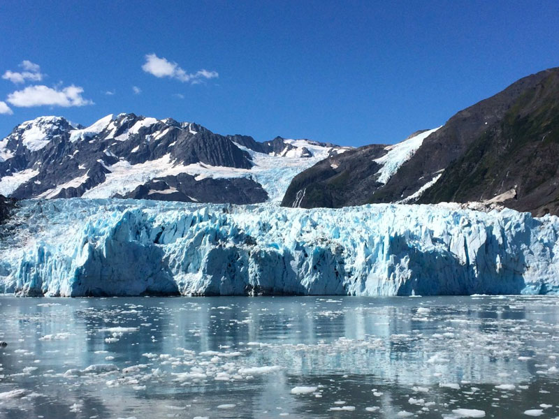 Alaska’s Mountains, Glaciers & Wildlife | Prince William Sound Cruise