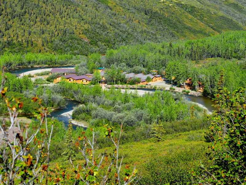 Alaska Train Vacations |Denali Backcountry Lodge Explorer