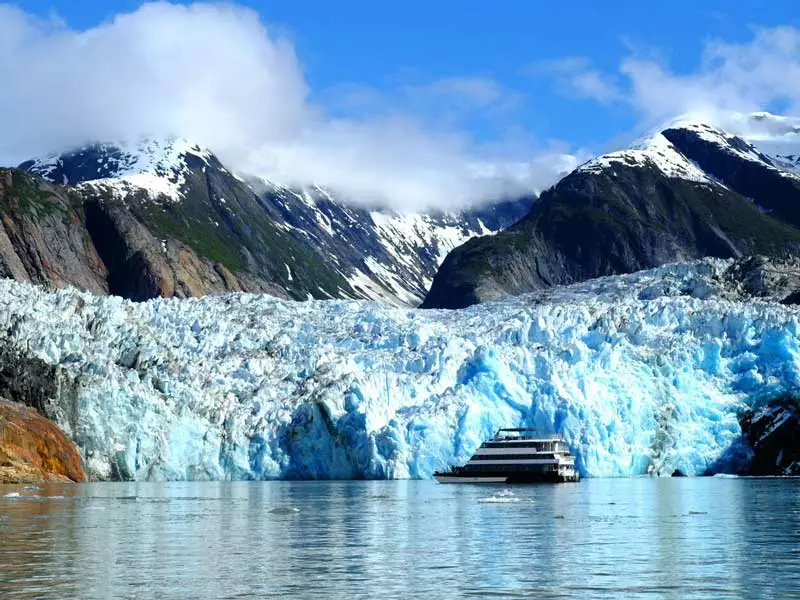 Small Ship Cruises Alaska | Alaska Glacier Bay & Island Adventure