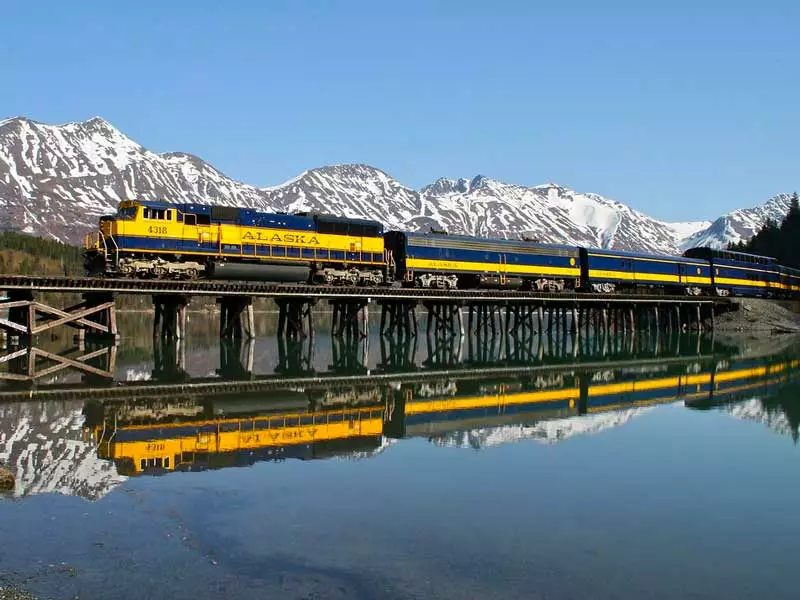 Talkeetna Denali Alaska Rail Explorer | Alaska Railroad