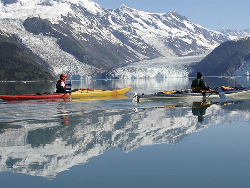 Alaska Luxury Wilderness Lodges | Tordrillo Mountain Lodge Glacier Lake Kyaking